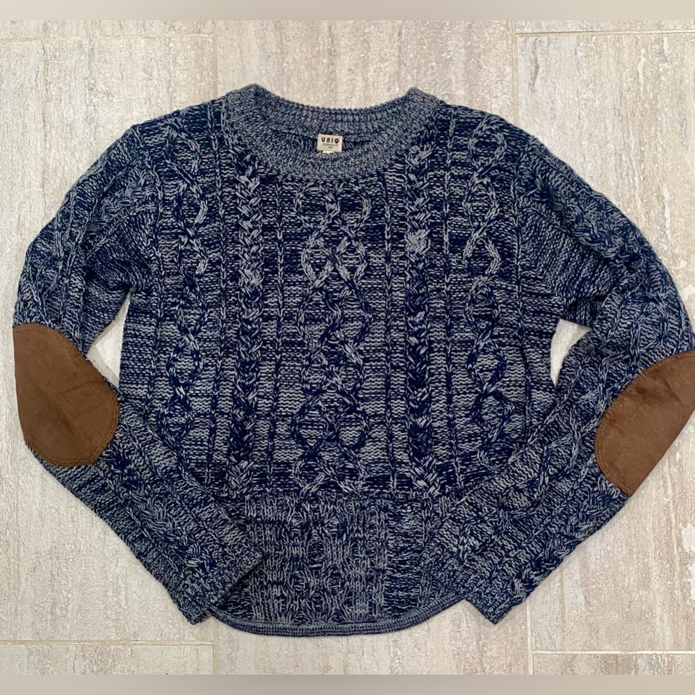 Cropped knit sweater